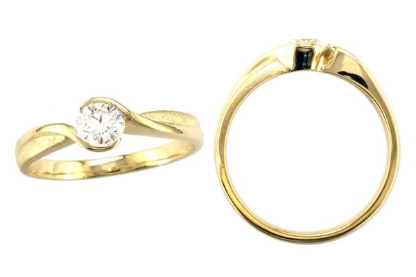 round diamond solitaire style engagement ring style, designed & made by Faller the Jeweller, Derry/ Londonderry, Northern Ireland, bespoke rings, custom design by Faller, yellow gold