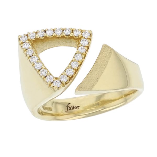Faller Converge Trilliant, diamond 18ct yellow gold ladies dress ring. 18kt, designer, handmade by Faller, Derry/ Londonderry, hand crafted, precious jewellery, jewelry