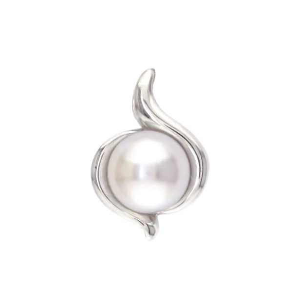 6.5mm Akoya cultured saltwater pearl 18ct white gold pendant with chain,18kt, designer, handmade by Faller, Derry/ Londonderry, hand crafted, precious jewellery, jewelry