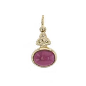 Cabochon garnet 18ct yellow gold pendant, Celtic knot detail